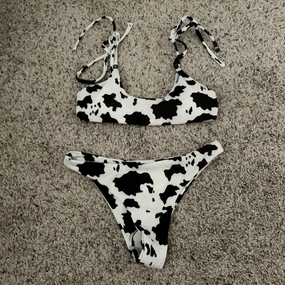 NWT SHEIN ribbed cow print bikini